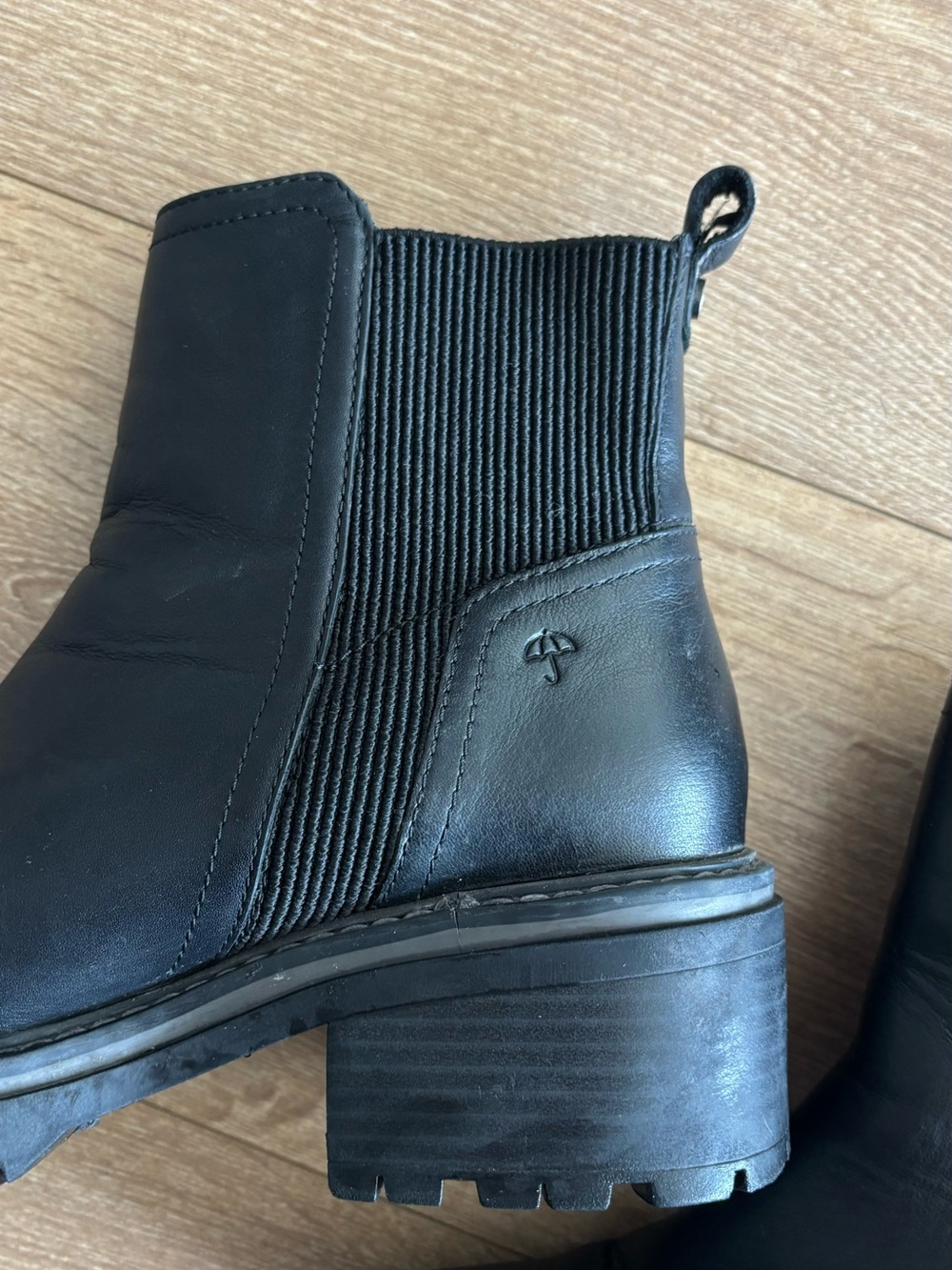 Naturalizer Waterproof Chelsea Boot - Picture 2 of 6